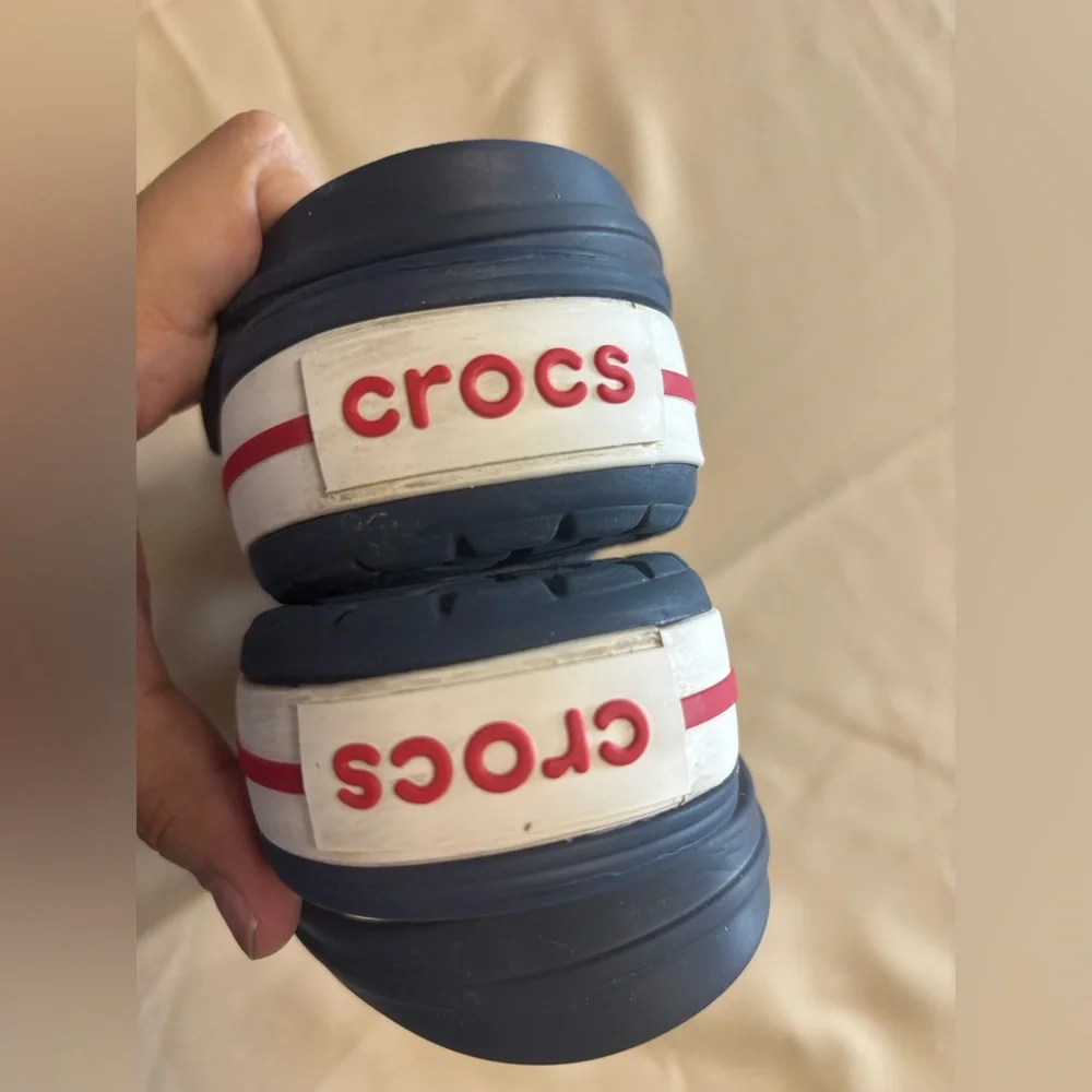 CROCS Kids Navy Clogs with‎ Dinosaur Charms